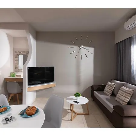 Irini Piskopiano, #2 Apartment Hersonissos (Crete)